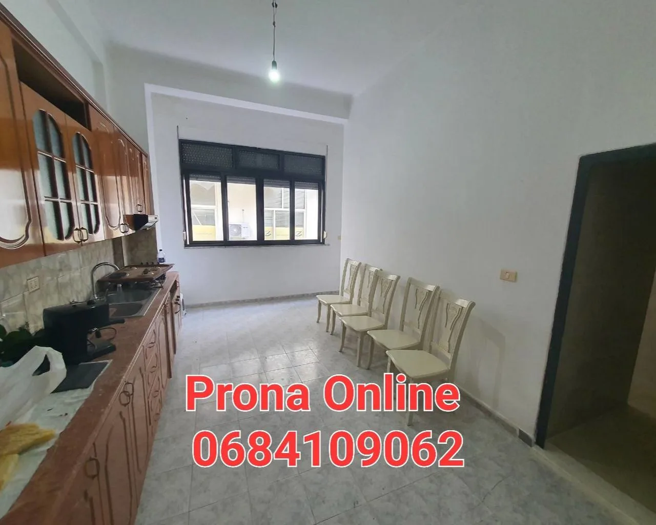 SHITET Apartament 1+1 prane Lulishtes se Muzeumit DURRES 3
