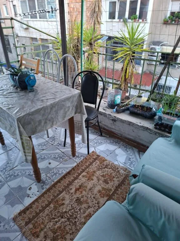 Ambjent Biznesi Ne Shitje » Fakulteti i Drejtësisë (UiT), Tirane 2