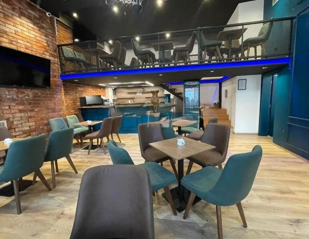 Shitet ambient komercial – Bar (Dupleks) ne Xhamllik 2