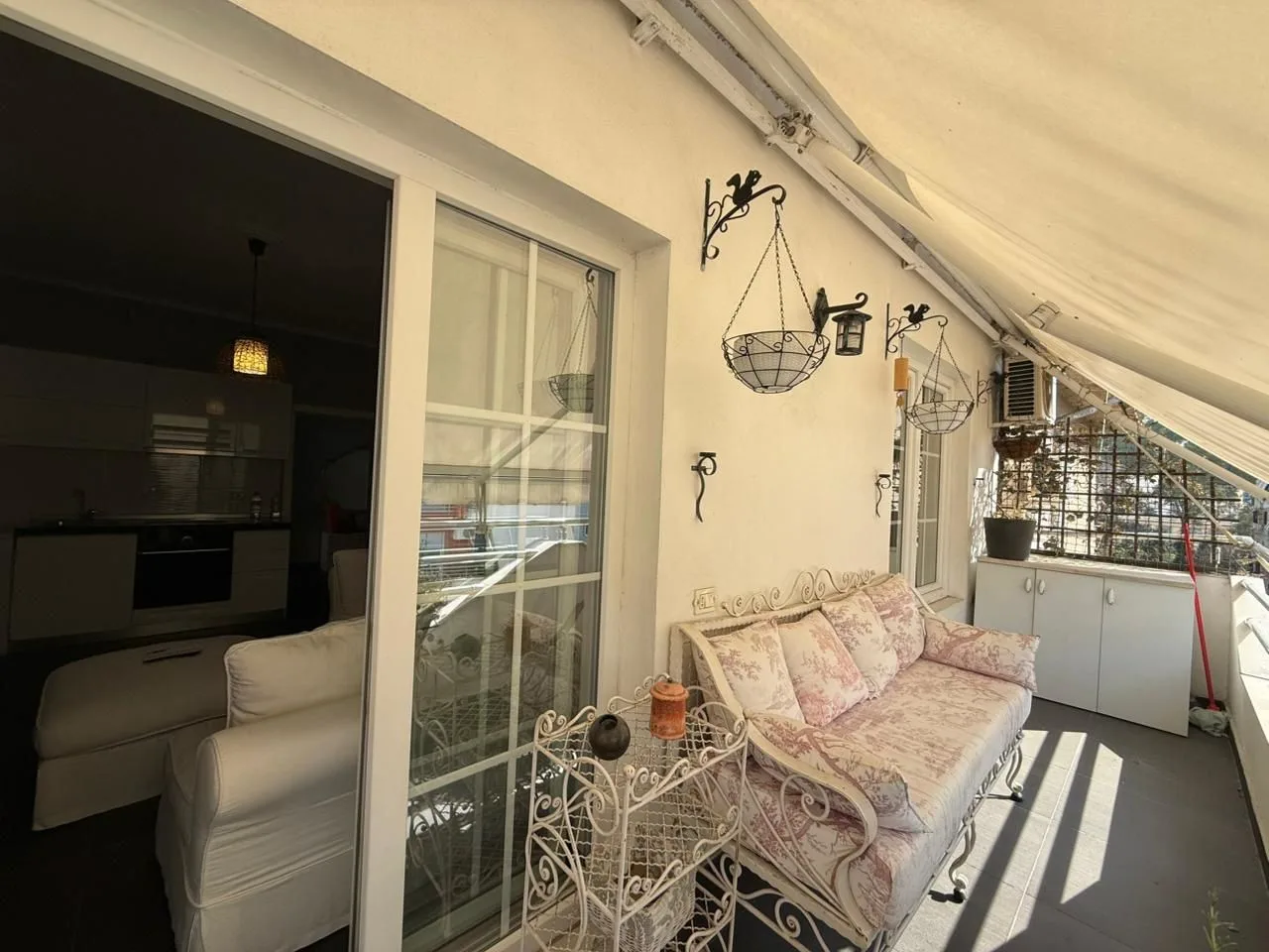 Apartament 1+1 me qira ne Bllok 15