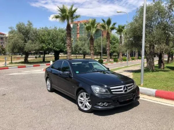 Tirane, shes makine Mercedes-Benz C-CLASS 220 AVANGARDE Viti 2011,