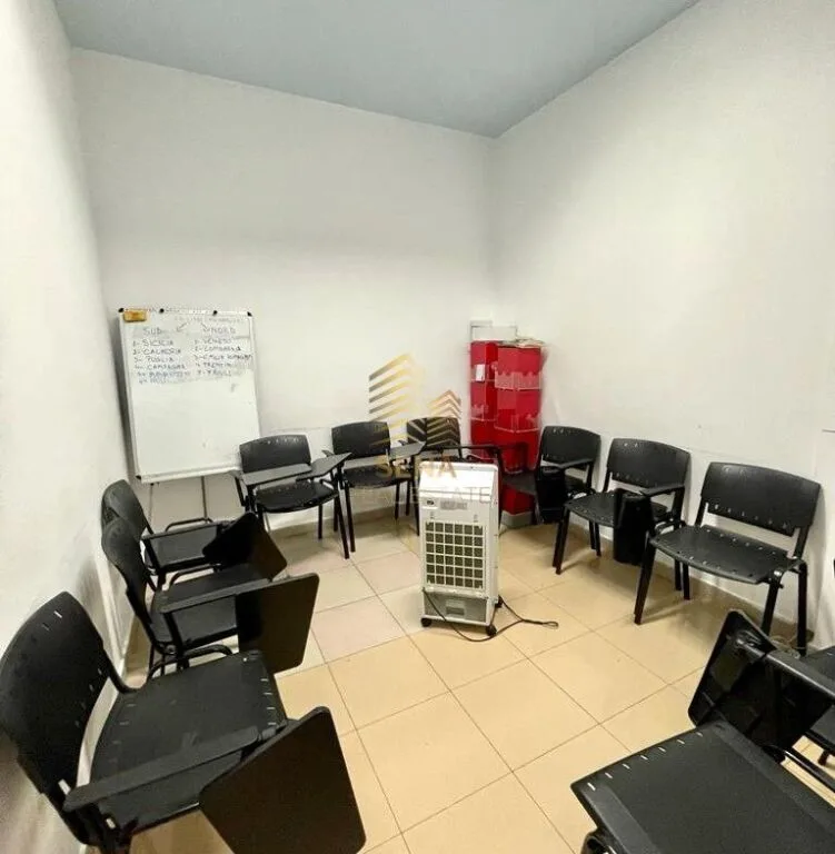 Shitet Ambient Biznesi Njesi 217m² • 3000 Euro/m², Rruga e Elbasanit, 651,000 Euro 7