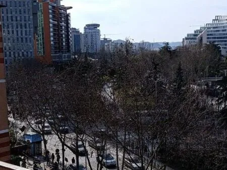 SHITET APARTAMENT 2+1 ME PAMJE TE LIRE RRUGA ELBASANIT! 6