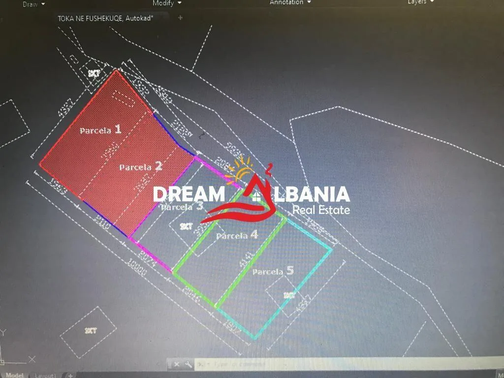 Shitet Truall ne Qender te Pikes Turistike GJINAR, Elbasan ID(4191045) 7