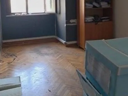 Ambjent Biznesi Me Qera » Sheshi Skënderbej, Tirane