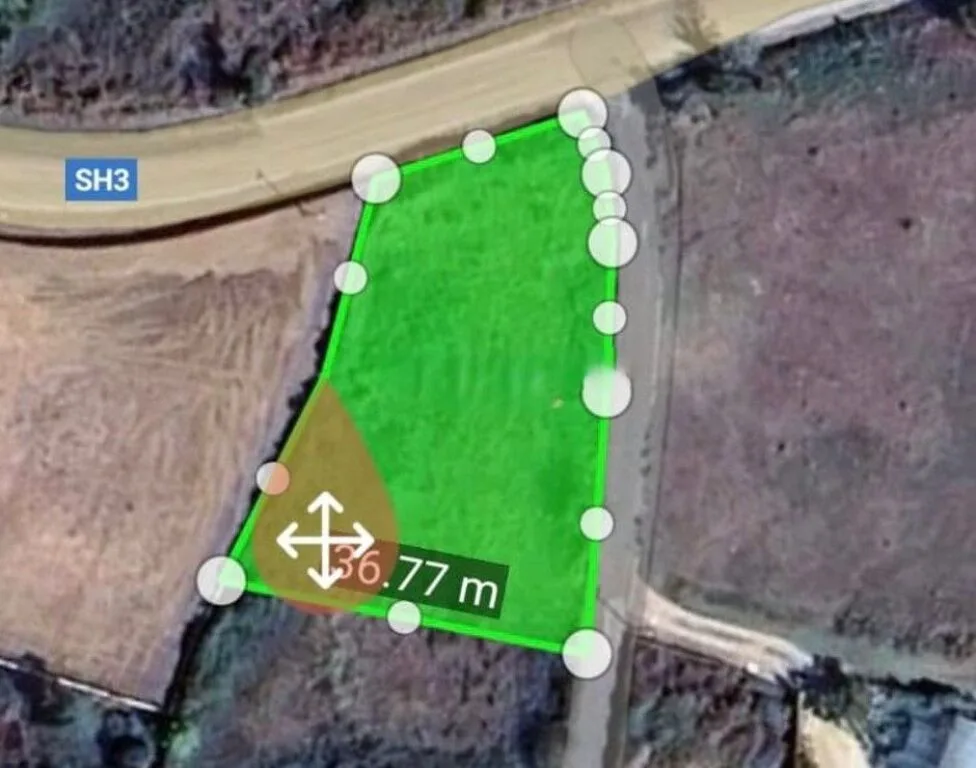 SHITET TOKË 1350 M² NË BËRZHITË ME SUPER AKSES 2