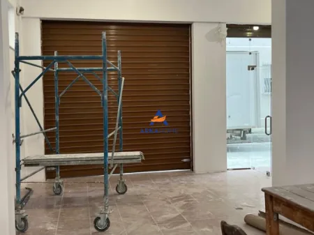 JEPET AMBIENT BIZNESI 70 M2 ME QIRA TE KOMUNA E PARISIT 600 EURO 7