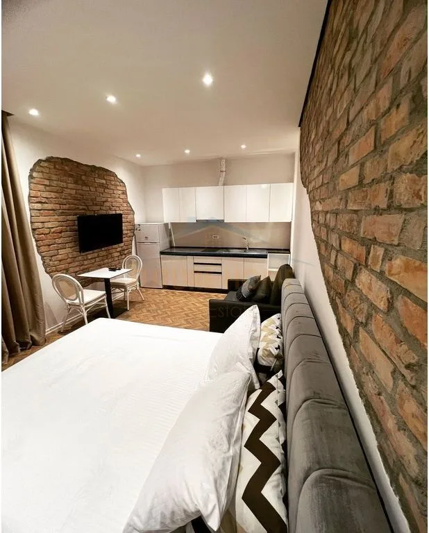 Qera, Apartament 1+1 dhe 2 Garsionere, Komuna Parisit, Tirane. 2