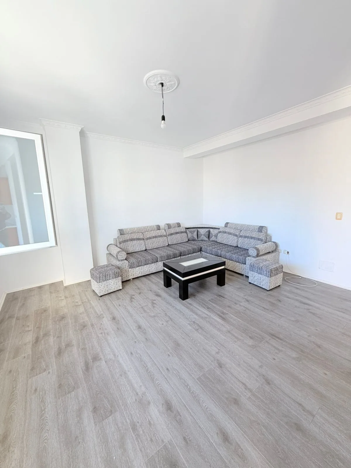 JEPET ME QERA KATI I DYTE I NJE VILE 3-KATESHE PRANE SPITALI 12