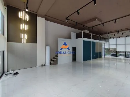 JEPET AMBJENT ME QERA 419M2 "DON BOSKO" 10.475 EURO (I DISKUTUESHEM) 4