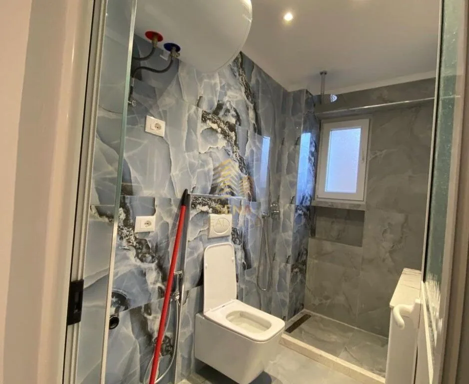 Shitet, Apartament 2+1+2+Blk, Rruga e Durresit – Blloku i Ambasadave, 185,000 Euro 10