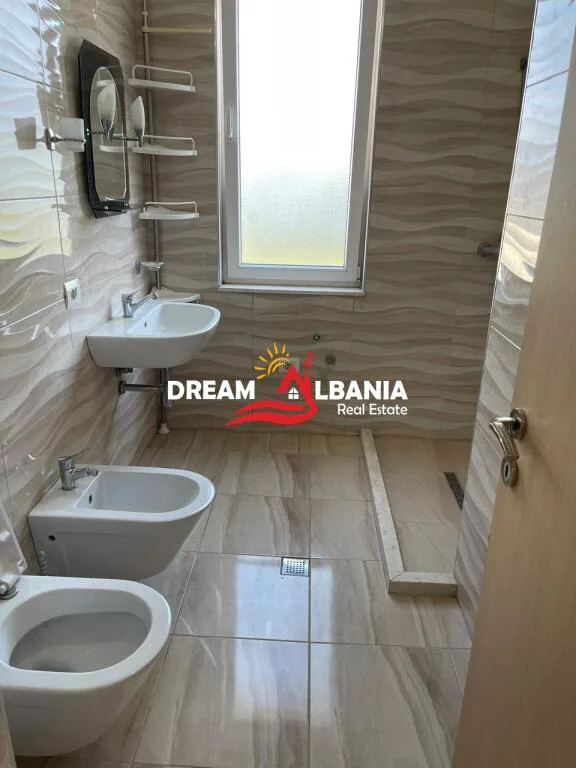 Apartament 3+1+2WC+2Garazhe ne Shitje ne Kinostudio 10