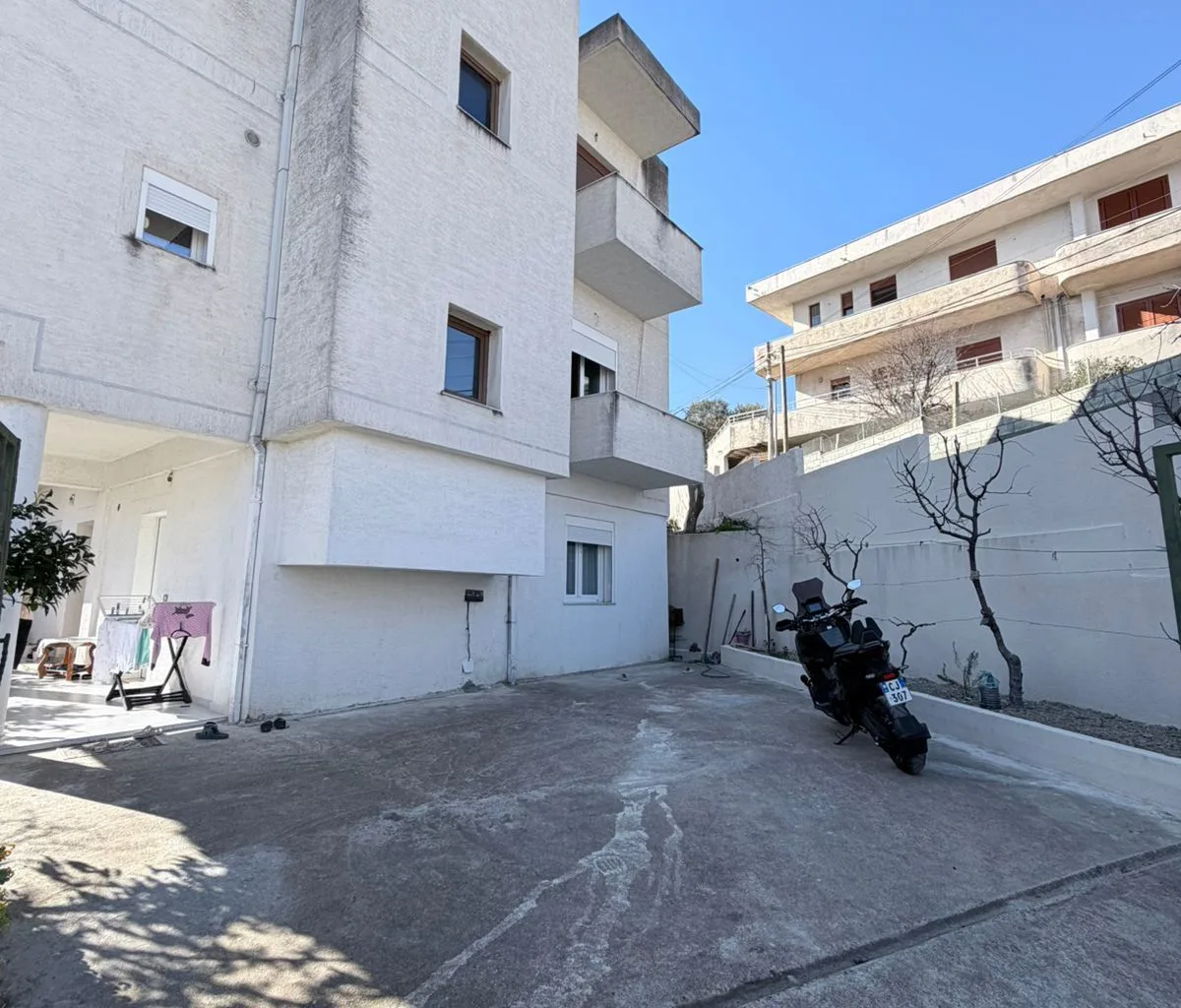 JEPET ME QERA KATI I DYTE I NJE VILE 3-KATESHE PRANE SPITALI 7