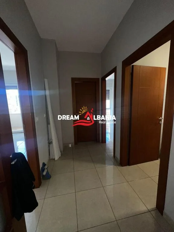 Ambient Zyre me qera (Ap 2+1) Rr Kavajes, prane Rr Bogdaneve, Tirane 5