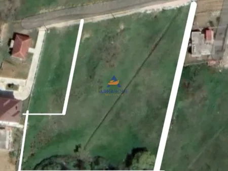 SHITET TOKE NE BABRRU 2800 M2 "BABRRU, KAMEZ" 210.000 EURO 5