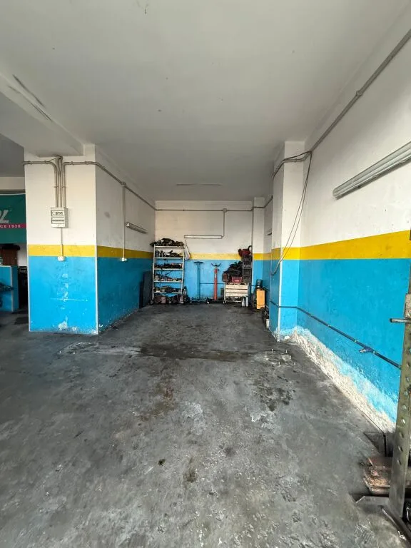 Ambjent Biznesi Me Qera » Ramazan Gaxherri, Tirane 2