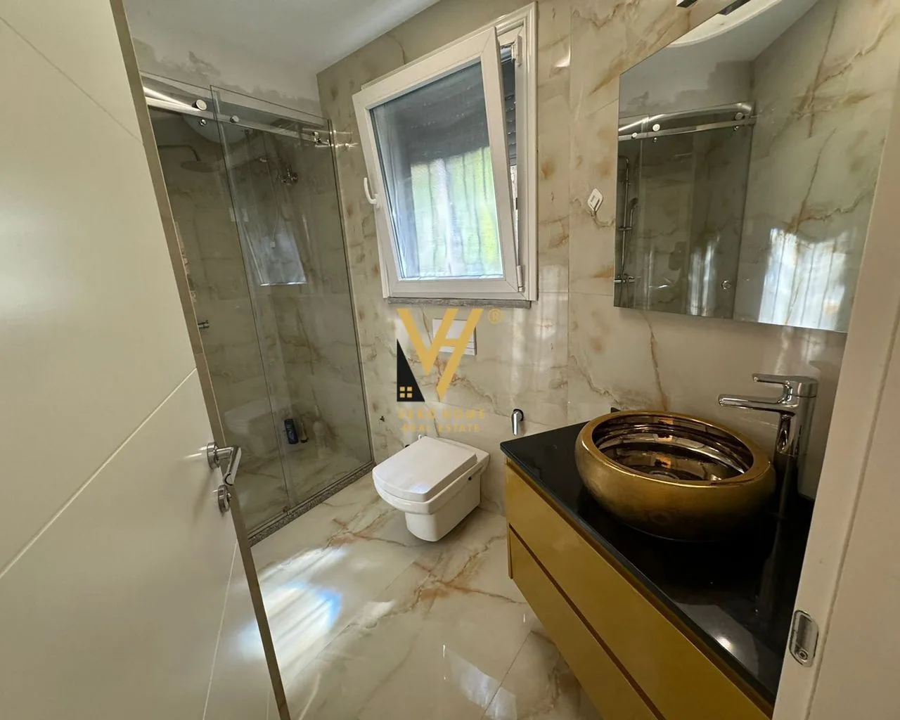 JEPET APARTAMENT 2+1+BLK ME QIRA TE LIQENI THATE 800 EURO 4