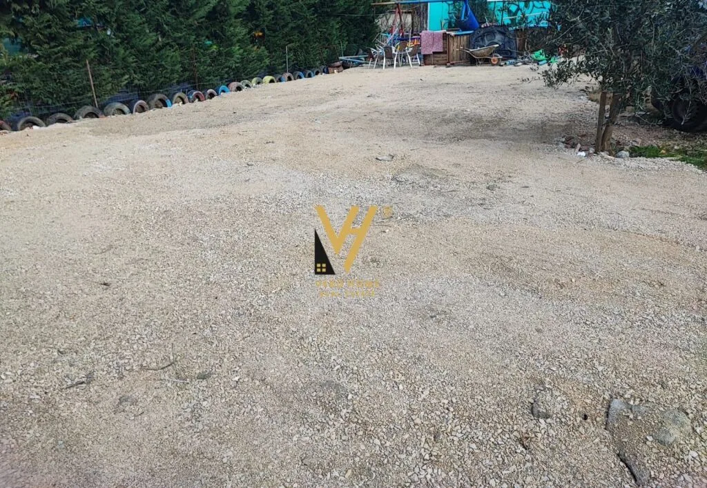 JEPET HAPESIRE BIZNESI 250 M2 ME QIRA NE KOMBINAT 60.000 LEKE 3