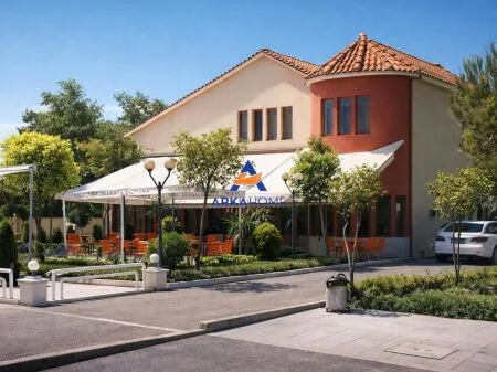 SHITET TOKE 800M2 "NE MBIKALIMIN E RINASIT, KASHAR" 130.000 EURO 4