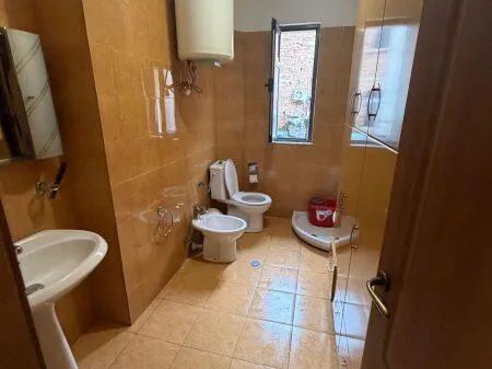 Shitet, Apartament 2+1+2+Blk, Rruga e Durresit – Blloku i Ambasadave, 185,000 Euro 15