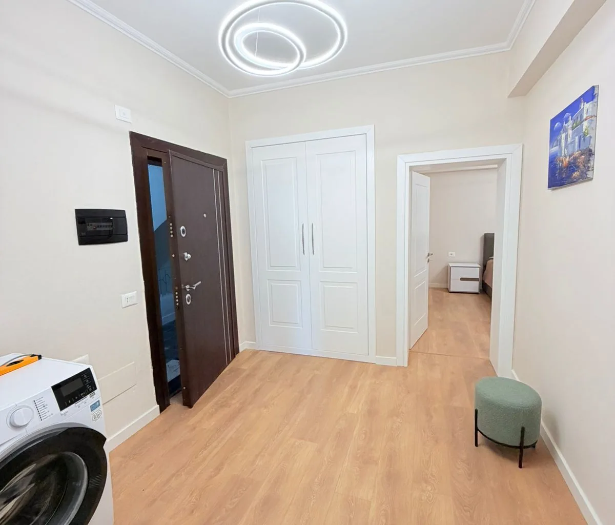 JEPET ME QERA APARTAMENT 2+1 PRANE MUZEUMIT, DURRES 3