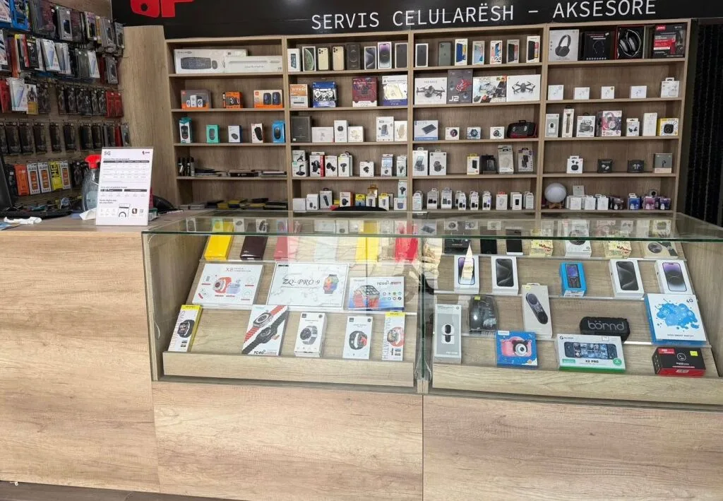 Shitet Biznes – Servis Celularësh & Kompjuterash 2