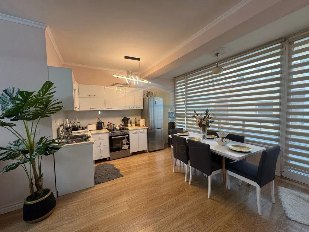 Shitet, Apartament 3+1+2, Kodra e Diellit 14