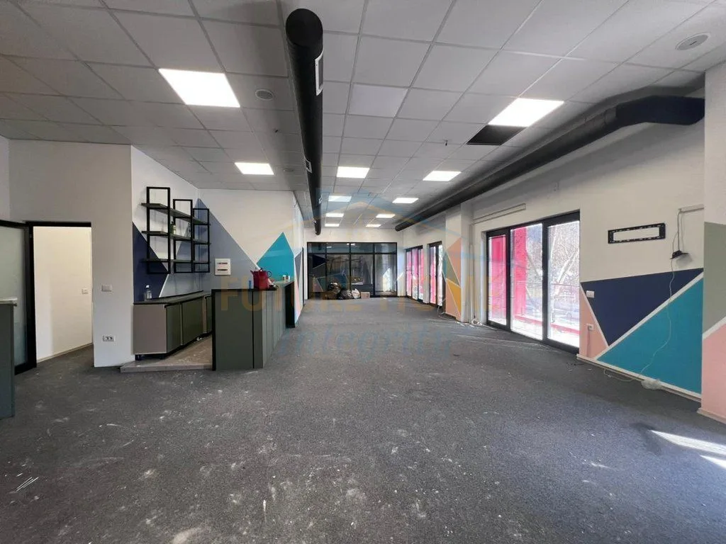 Ambjent Biznesi Me Qera » Farmacia 10, Tirane 5