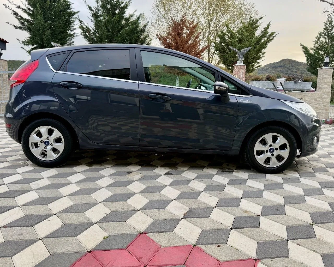 DISKUTUSHEM SHITET FORD FIESTA 1.6 NAFTE MANUAL VITI 2011 6