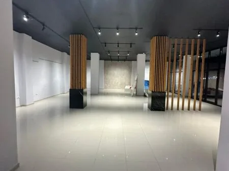 Ambjent Biznesi Me Qera » Durres Port, Durres