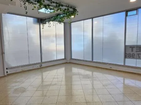 Ambjent Biznesi Ne Shitje » Unaza e Re, Tirane 4