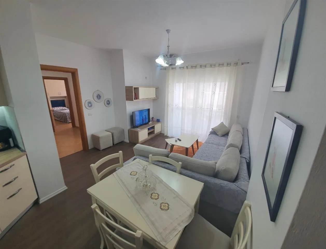 Jepet me QERA ditore Ap.2+1 në Plazhin e Durrësit 5