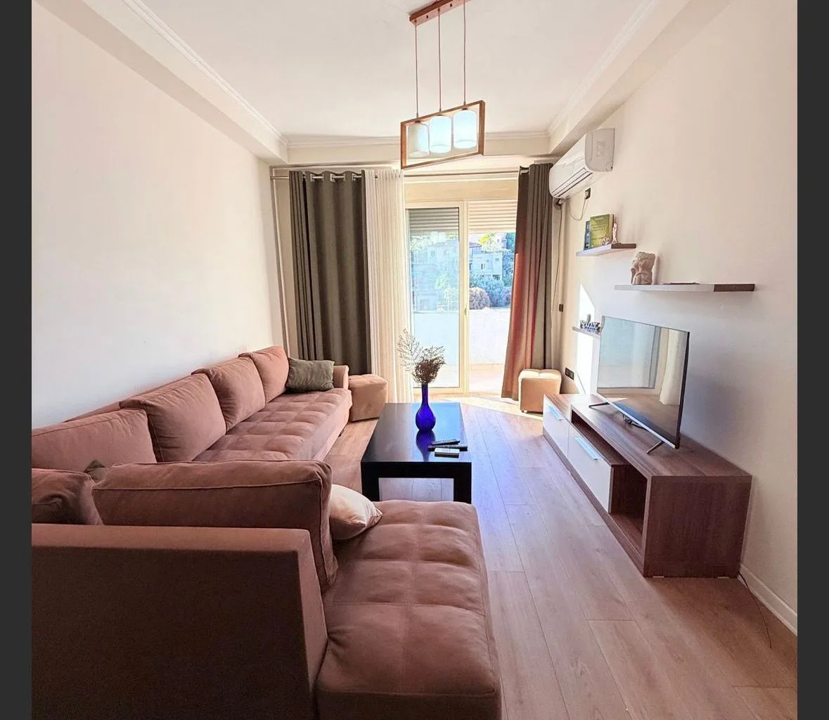 SHITET APARTAMENT 2+1 PRANE GJYKATES, DURRES