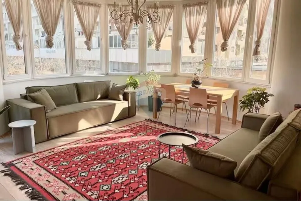 🏡 Shtepi ne shitje » Pranë Ish Zyrës së Regjistrimit të Pasurive të Paluajtshme "Hipoteka", Tirane 3