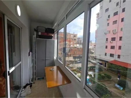Tirane, shitet apartament 1+1 Kati 8, 76 m² 117.000 € Rruga Siri Kodra, Tiranë, 9