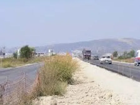 TOKË NË SHITJE 750M2 "RRUGA AULONA, FIER" 45,500 EURO 5