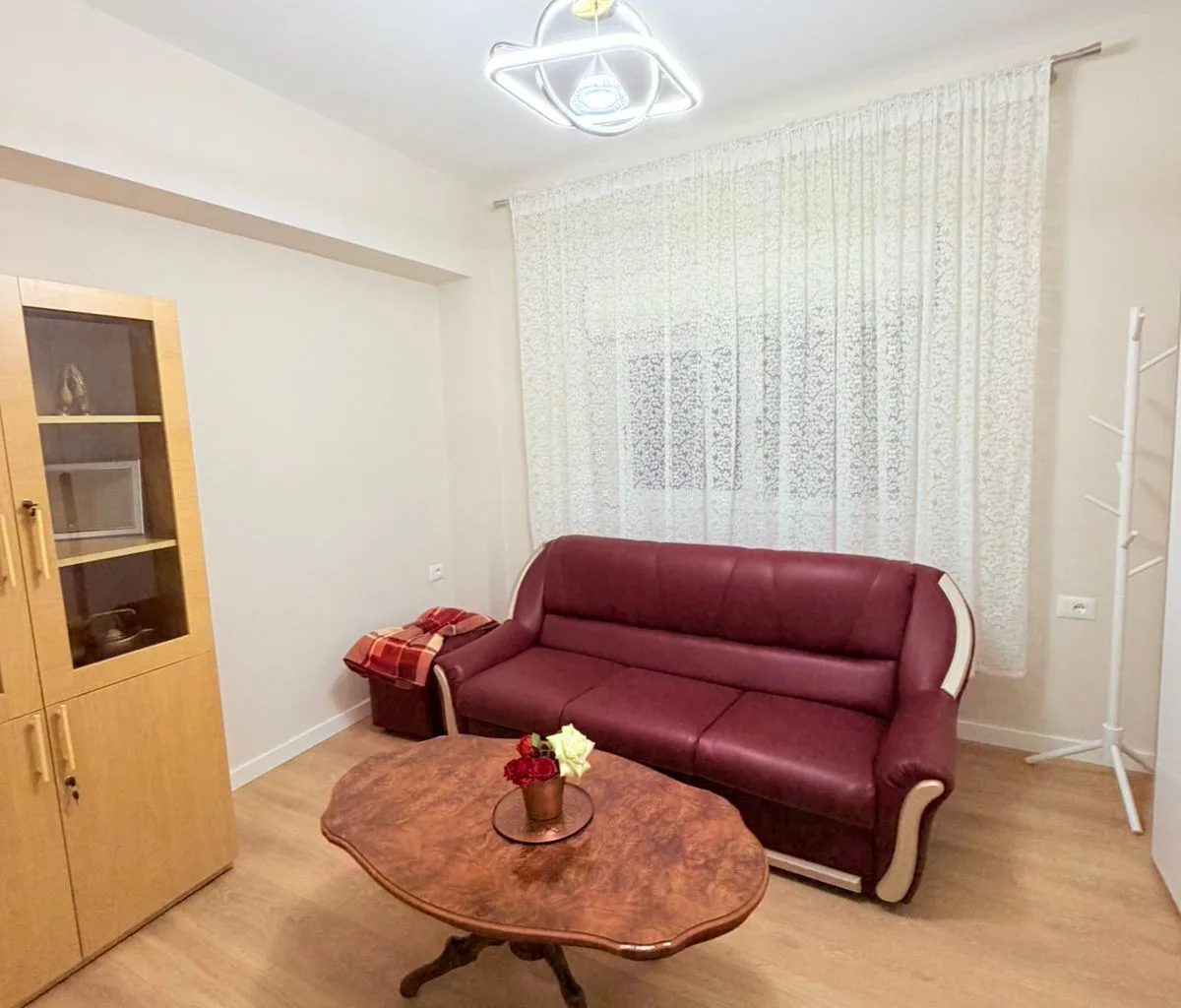 JEPET ME QERA APARTAMENT 2+1 PRANE MUZEUMIT, DURRES 2