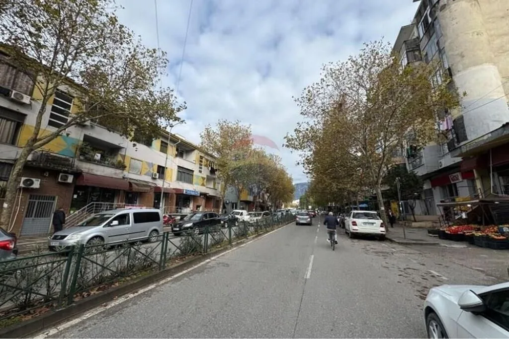 Apartament - Për Shitje - Farmacia 10, Tiranë(ID: 530291047-70) 3