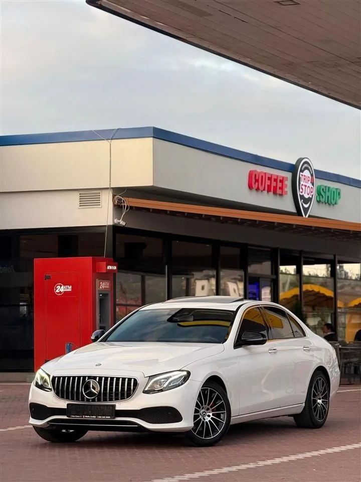 Benz E Class Premium 220 Bluetec Full Opsion.Super Gjendje