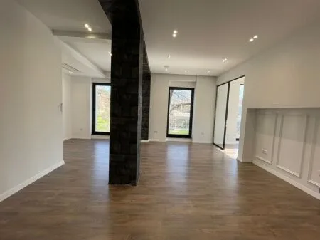 Ambjent Biznesi Me Qera » Gjykata e Lartë e Republikës së Shqipërisë, Tirane 9