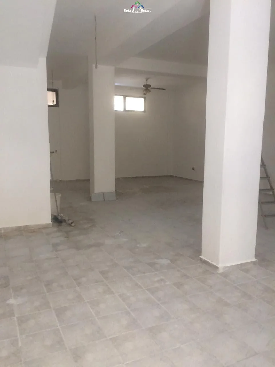 Tirane, jepet me qera zyre Kati 1, 117 m² 780 € (Rruga e Kavajes) 2