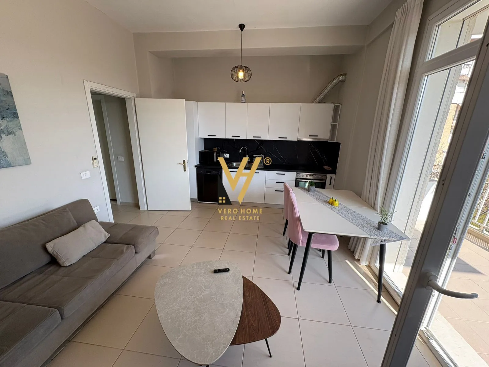 JEPET APARTAMENT 2+1+2+2BLK ME QERA KOPSHTI ZOOLOGJIK 850 EU 13