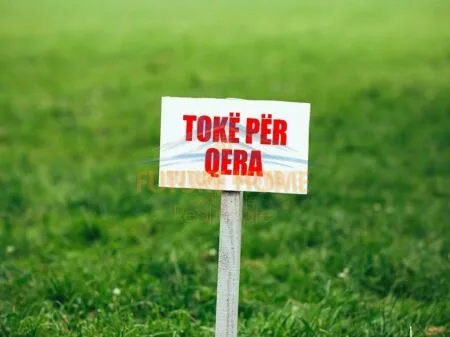 JEPET ME QERA TOKE 1600M2 "NE TEG" 1.000 EURO 5