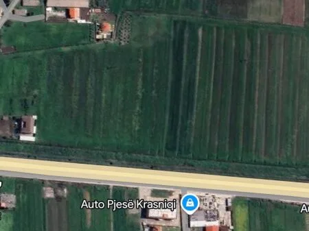 SHITET TOKE 1000 M2 - PRANE PLAZHIT QERRET 5