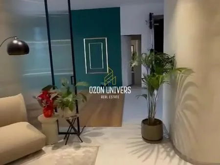 Ambjent Biznesi Me Qera » Blloku, Tirane