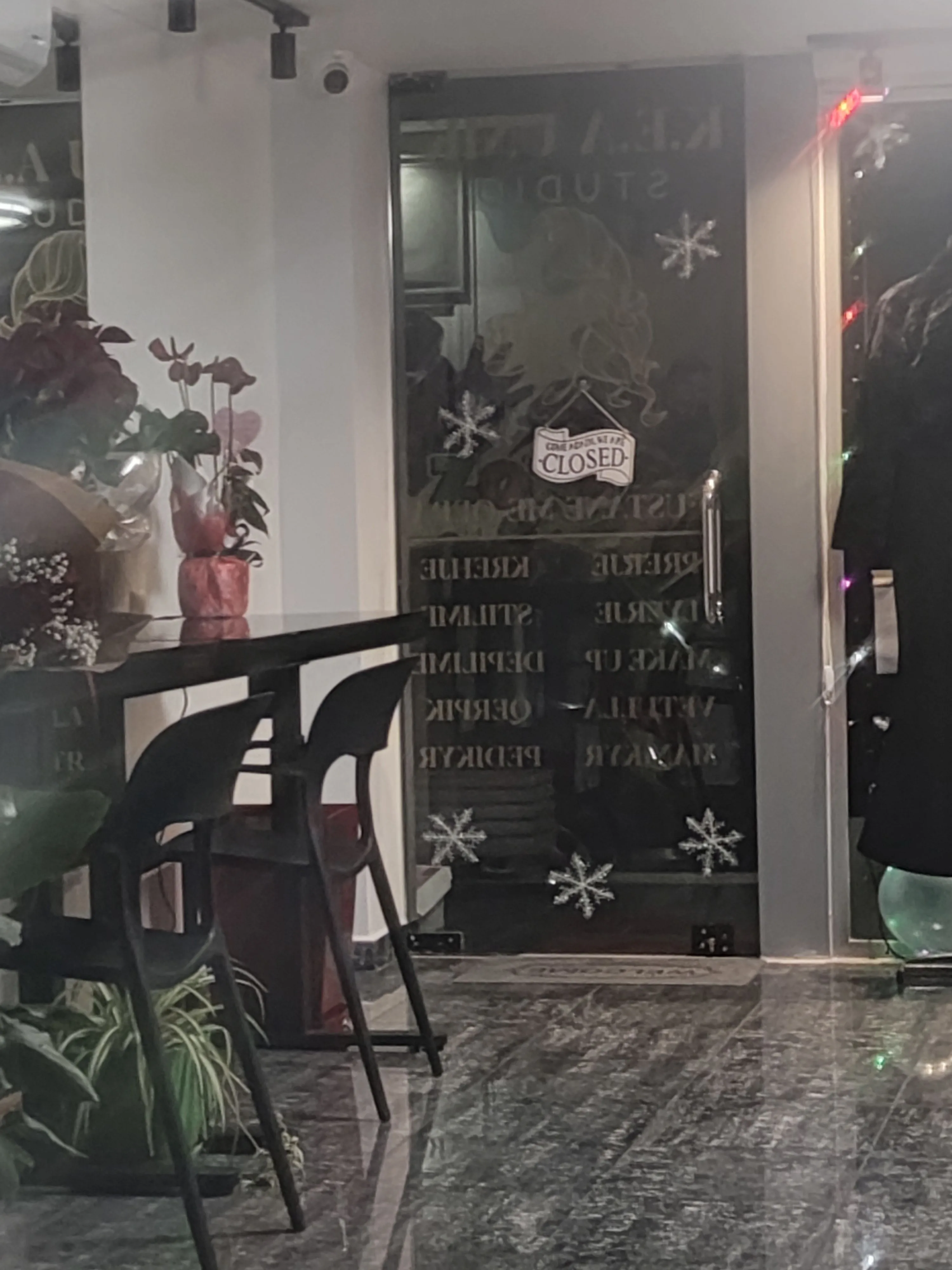 BEAUTY SALON BASHKËPUNIM 4