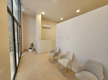 Ambjent Biznesi Ne Shitje » Laprake, Tirane