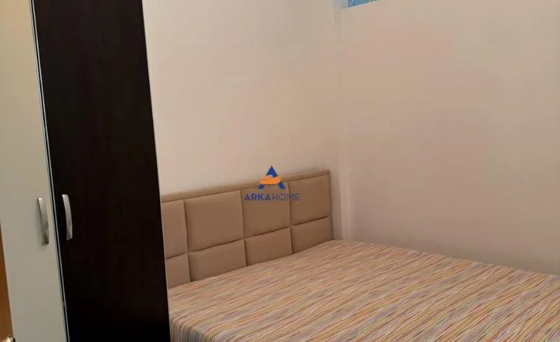 JEPET ME QERA KATI I PARE I NJE VILE 2 KATSHE 45M2 "RRUGA NJ 12