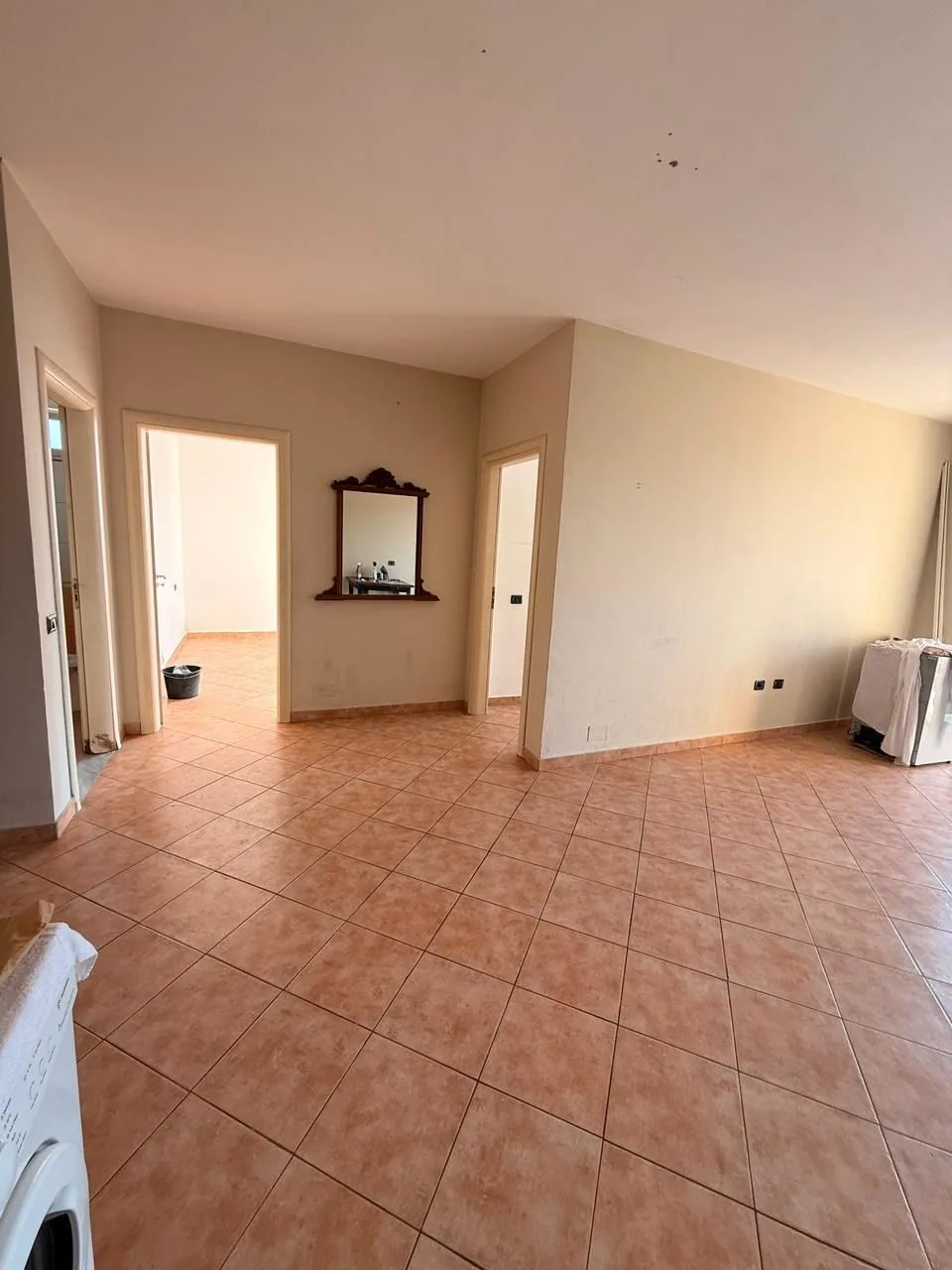 SHITET APARTAMENT 2+1 HOTEL ANTALYA PLAZH, DURRES 16