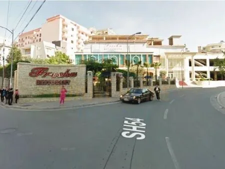 SHITET AMBIENT BIZNESI 222 M2 TE BUNKART 270.000 EURO 12